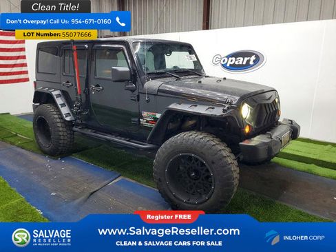 Used 2012 Jeep Wrangler Unlimited Sahara w/ Dual Top Group AWD/4WD image 5