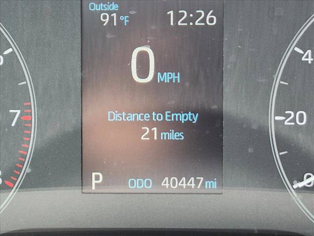 Used 2025 Toyota Corolla LE FWD image 11
