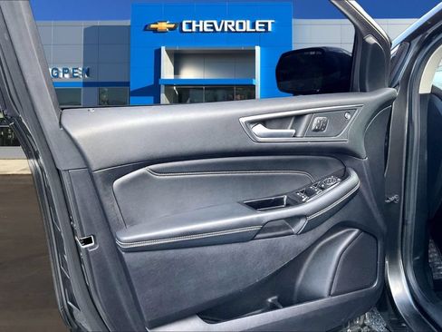 Used 2019 Ford Edge Titanium AWD/4WD image 20