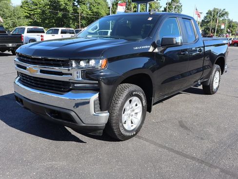 Used 2021 Chevrolet Silverado 1500 LT AWD/4WD image 26