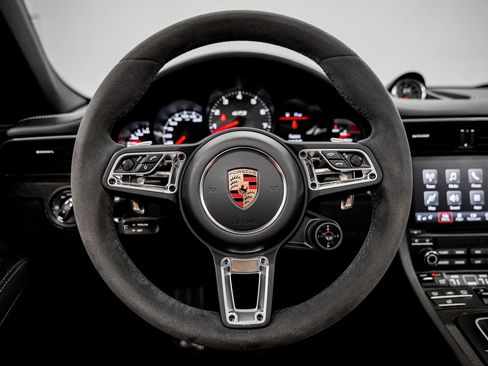 Used 2019 Porsche 911 Targa 4 GTS w/ GTS Interior Package AWD/4WD image 11