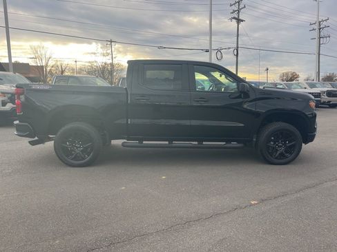 Used 2025 Chevrolet Silverado 1500 Custom Trail Boss w/ Turbomax Blackout Package image 6