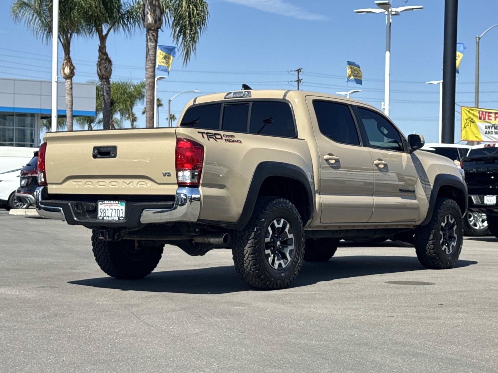 Used 2016 Toyota Tacoma TRD Off-Road w/ Towing Package RWD image 5