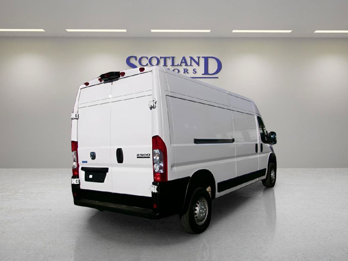 Used 2025 RAM ProMaster 2500 FWD image 6