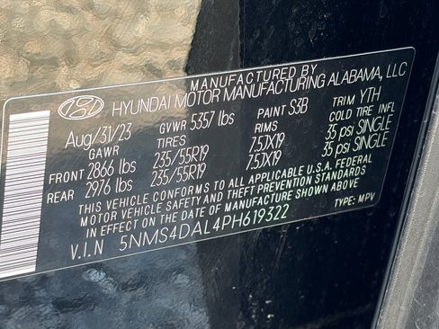 Used 2023 Hyundai Santa Fe Limited AWD/4WD image 29