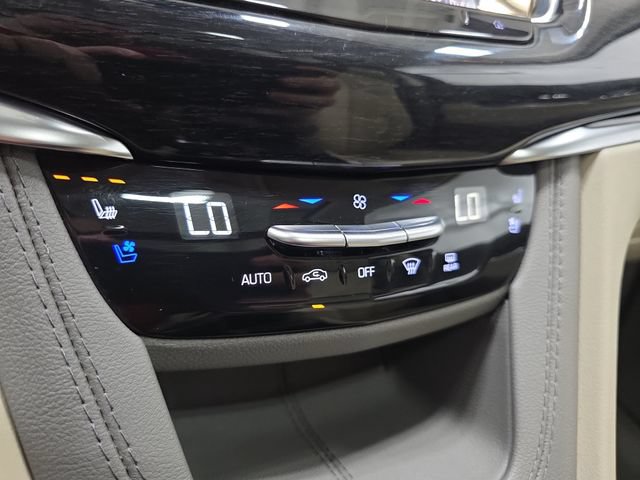 Certified 2024 Cadillac XT6 Premium Luxury w/ LPO, Floor Liner Package AWD/4WD image 22