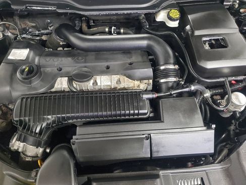Used 2005 Volvo S40 T5 FWD image 4