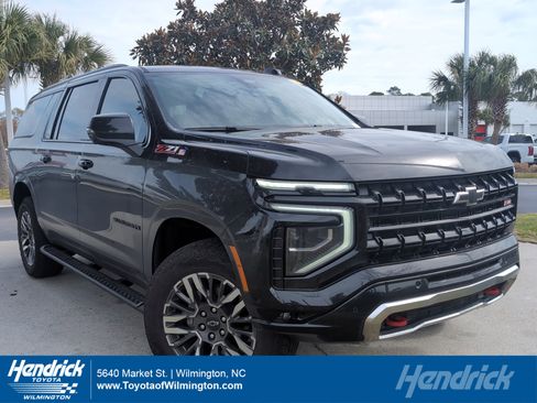 Used 2026 Chevrolet Suburban Z71 w/ Comfort Package image 1