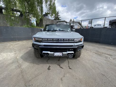 Used 2025 GMC Hummer EV 3X w/ Extreme Off-Road Package AWD/4WD image 9