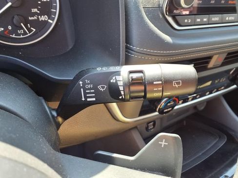Used 2024 Nissan Rogue SV AWD/4WD image 12