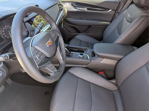 New 2025 Cadillac XT5 Premium Luxury w/ Technology Package image 7