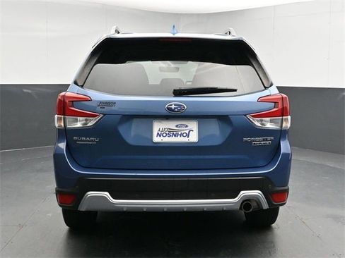 Used 2022 Subaru Forester Touring image 13