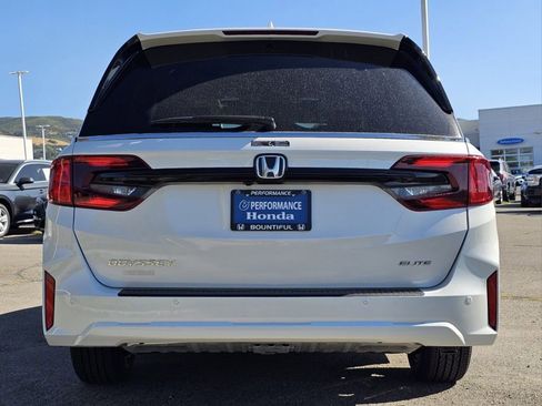 New 2026 Honda Odyssey Elite image 8