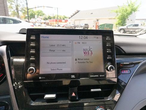 Used 2023 Toyota Camry XSE FWD image 28
