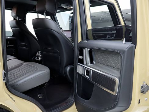 Used 2022 Mercedes-Benz G 550 image 33