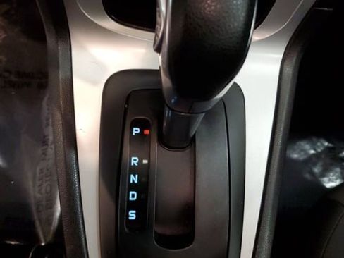 Used 2017 Ford Fiesta SE image 27