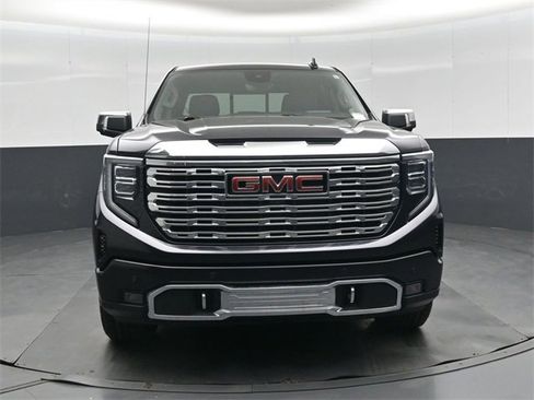 Used 2023 GMC Sierra 1500 Denali w/ Technology Package image 9