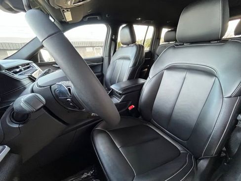 Used 2024 Jeep Grand Cherokee Limited image 18