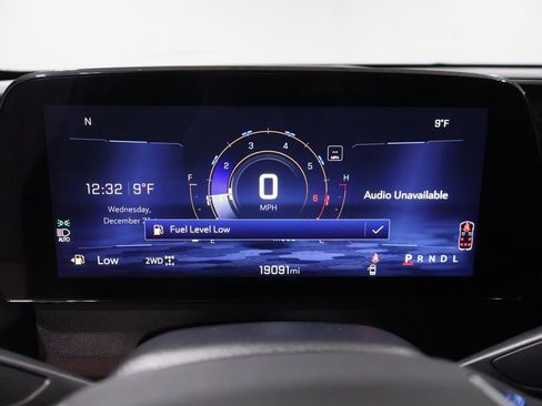 Used 2025 Chevrolet Traverse Z71 image 39