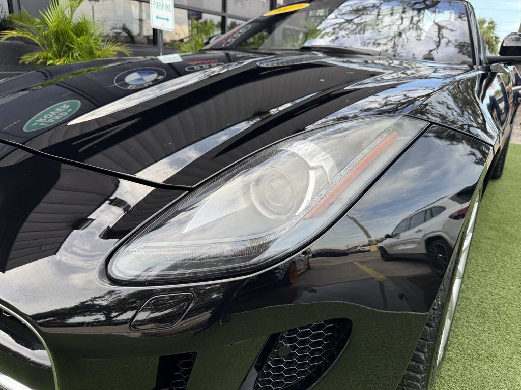 Used 2017 Jaguar F-TYPE Convertible RWD image 14