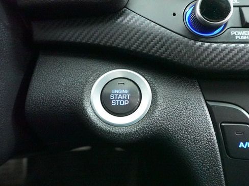 Used 2018 Hyundai Elantra Sport image 21