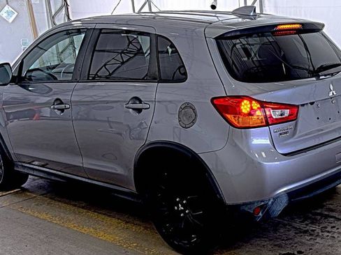 Used 2017 Mitsubishi Outlander Sport LE AWD/4WD image 2
