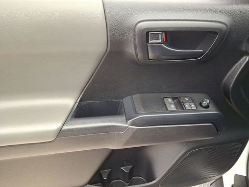 Certified 2021 Toyota Tacoma SR image 10