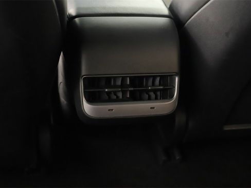 Used 2022 Tesla Model 3 Long Range image 22