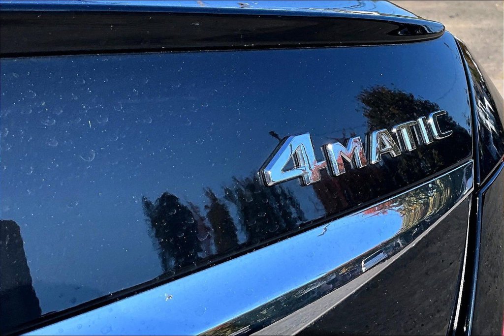 Used 2017 Mercedes-Benz E 300 4MATIC image 11