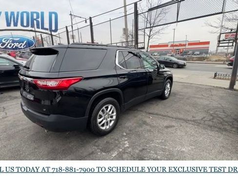 Used 2019 Chevrolet Traverse LT image 5