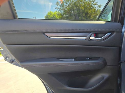 Used 2023 MAZDA CX-5 Carbon Edition image 17