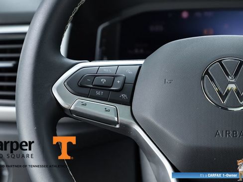 Used 2021 Volkswagen Atlas Cross Sport SEL FWD image 21