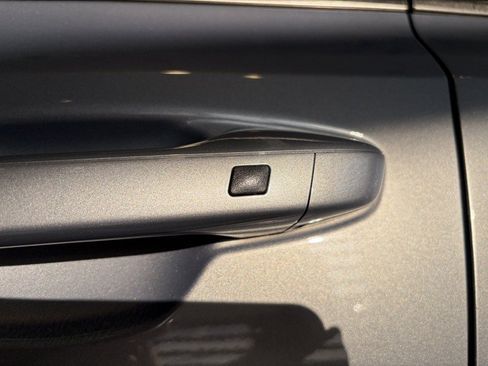 Used 2021 Kia Sorento S w/ Panoramic Sunroof Package FWD image 24
