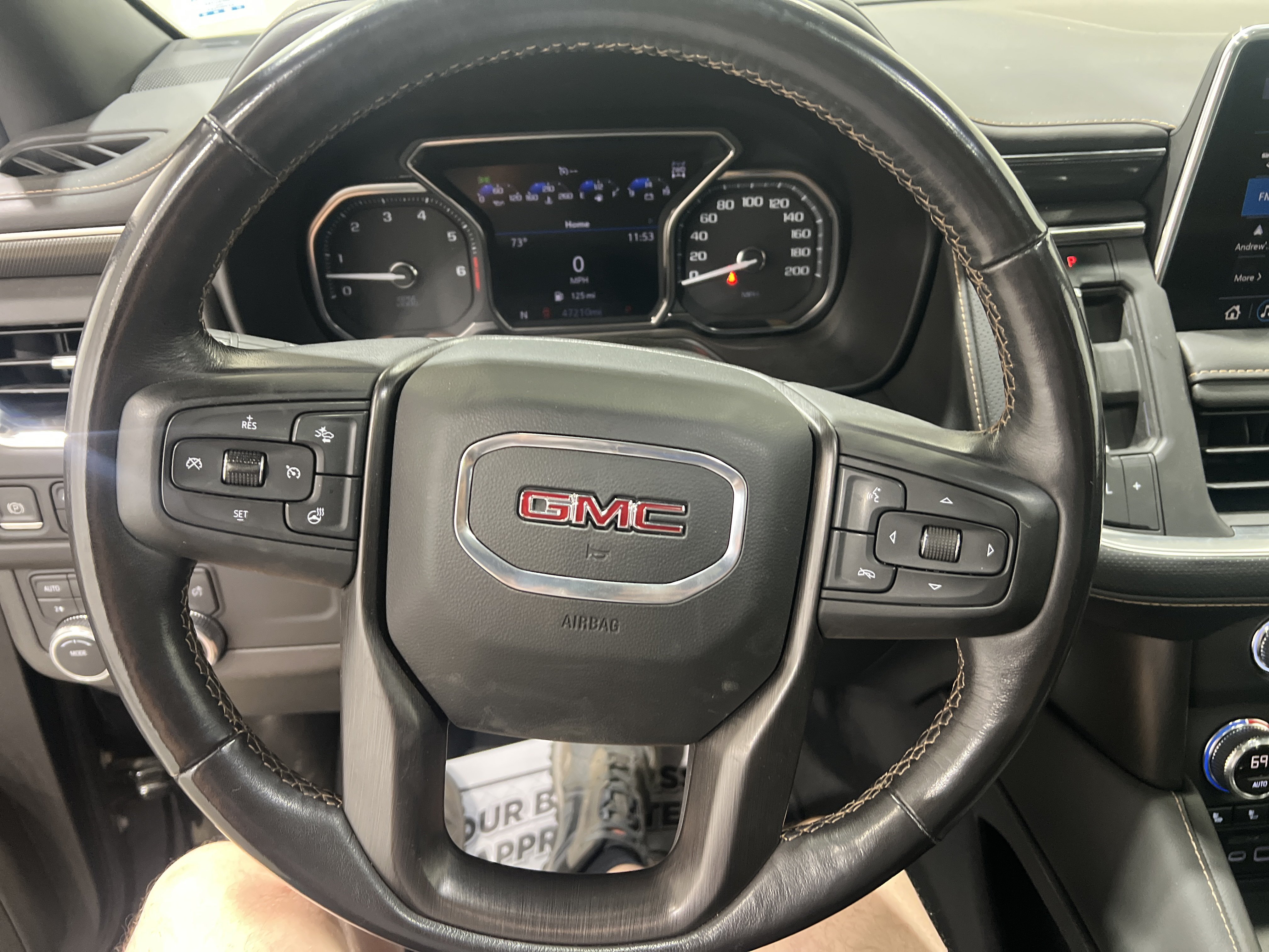 Used 2021 GMC Yukon AT4 w/ Technology Package AWD/4WD image 8