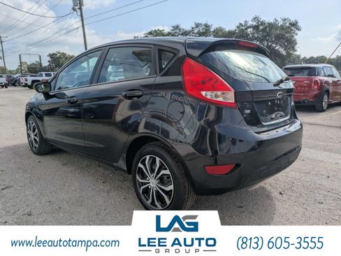Used 2012 Ford Fiesta SE FWD image 5