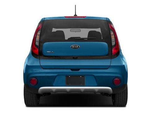 Used 2018 Kia Soul + FWD image 8