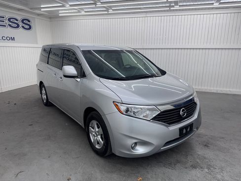 Used 2013 Nissan Quest SV w/ Leather Pkg image 3