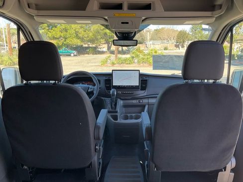 New 2026 Ford Transit 250 148 Medium Roof w/ Load Area Protection Package image 29