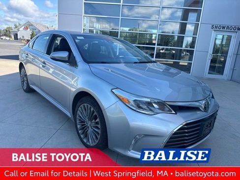 Used 2016 Toyota Avalon Limited w/ Toyota Safety Sense Package FWD image 1