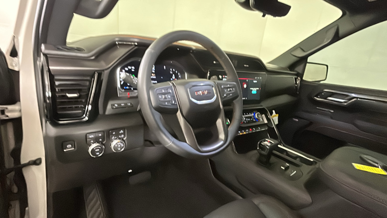 Used 2026 GMC Sierra 1500 AT4 w/ AT4 Premium Package AWD/4WD image 17