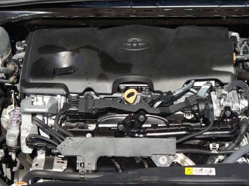 Used 2023 Toyota Camry SE image 24