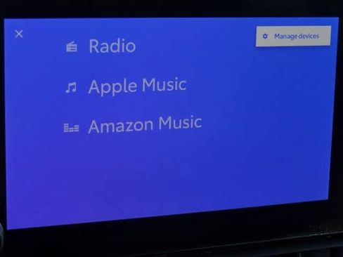 Used 2024 Toyota RAV4 SE w/ Weather & Moonroof Package image 25