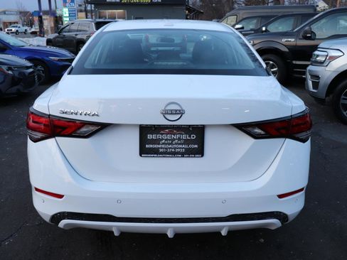 Used 2025 Nissan Sentra SV w/ All-Weather Package image 4