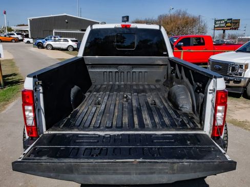 Used 2022 Ford F350 Lariat image 59