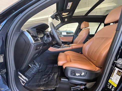 Used 2019 BMW X5 xDrive40i w/ M Sport Package AWD/4WD image 11