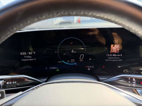 Used 2024 Cadillac Lyriq Tech RWD image 23