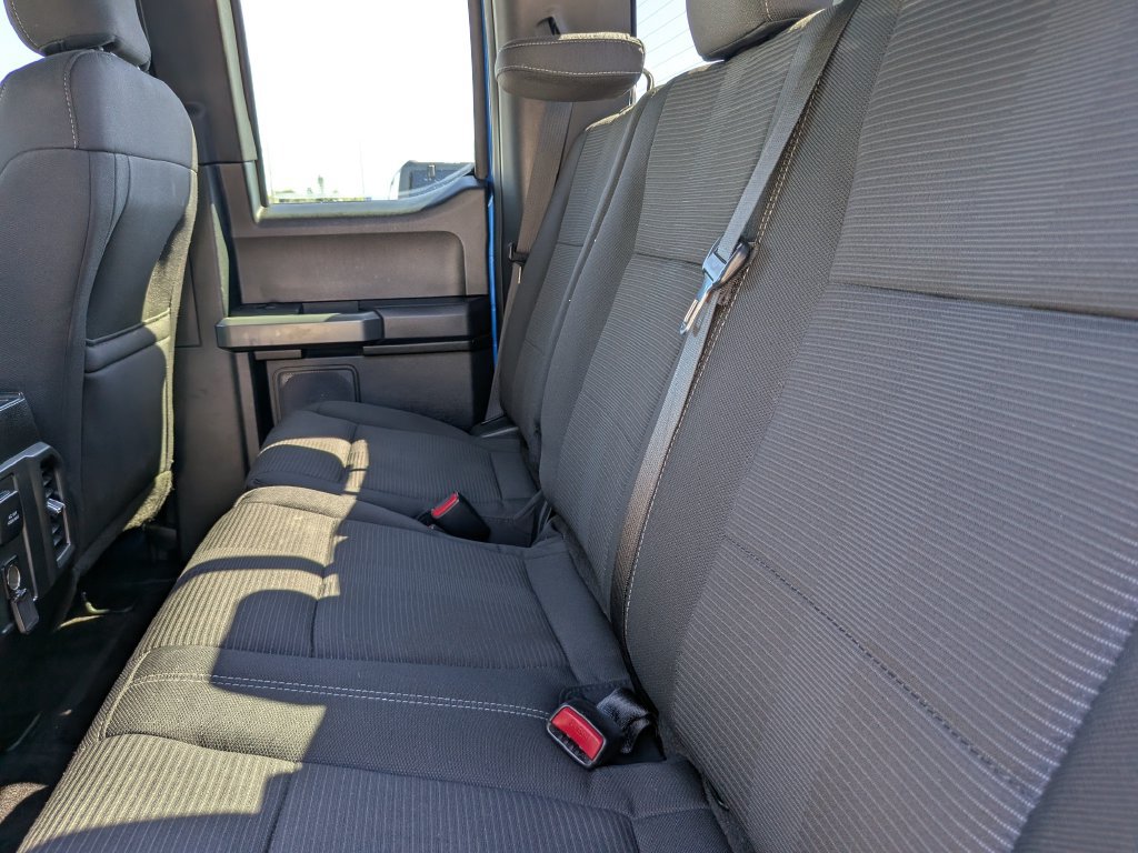 Used 2016 Ford F150 XLT w/ Equipment Group 302A Luxury AWD/4WD image 19
