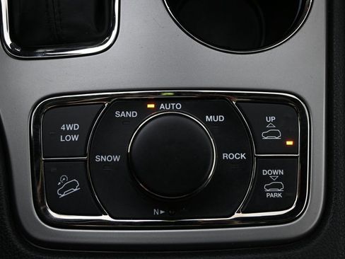 Used 2021 Jeep Grand Cherokee High Altitude image 33