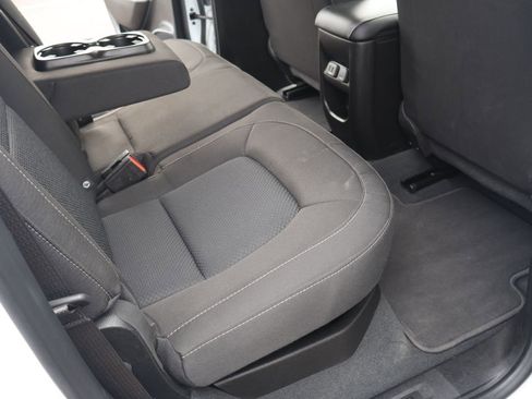 Used 2022 Chevrolet Colorado LT w/ LT Convenience Package image 28