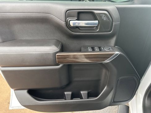 Certified 2021 Chevrolet Silverado 1500 RST image 17